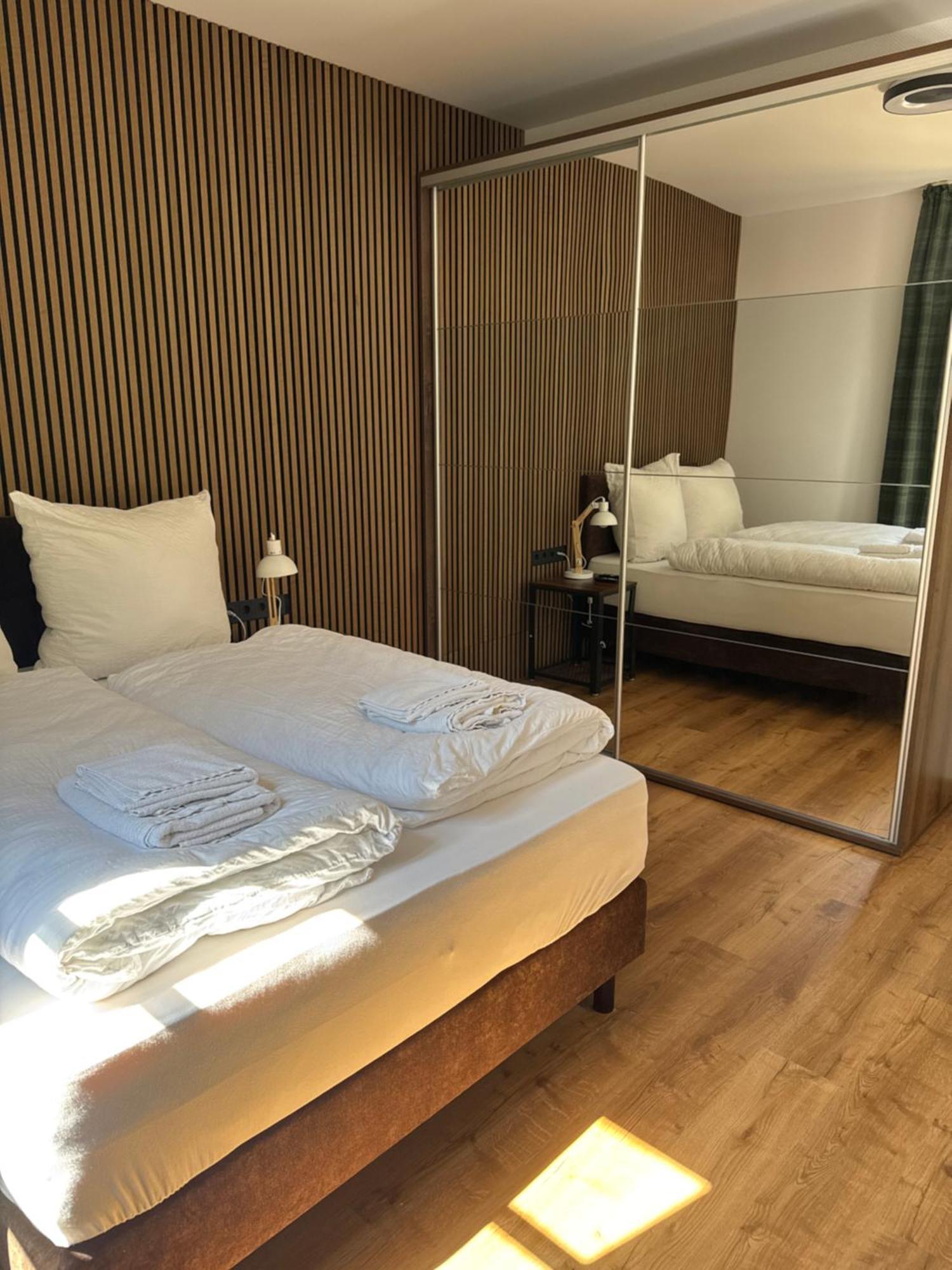 Hotel Am Schloss - Frankfurt An Der Oder エクステリア 写真
