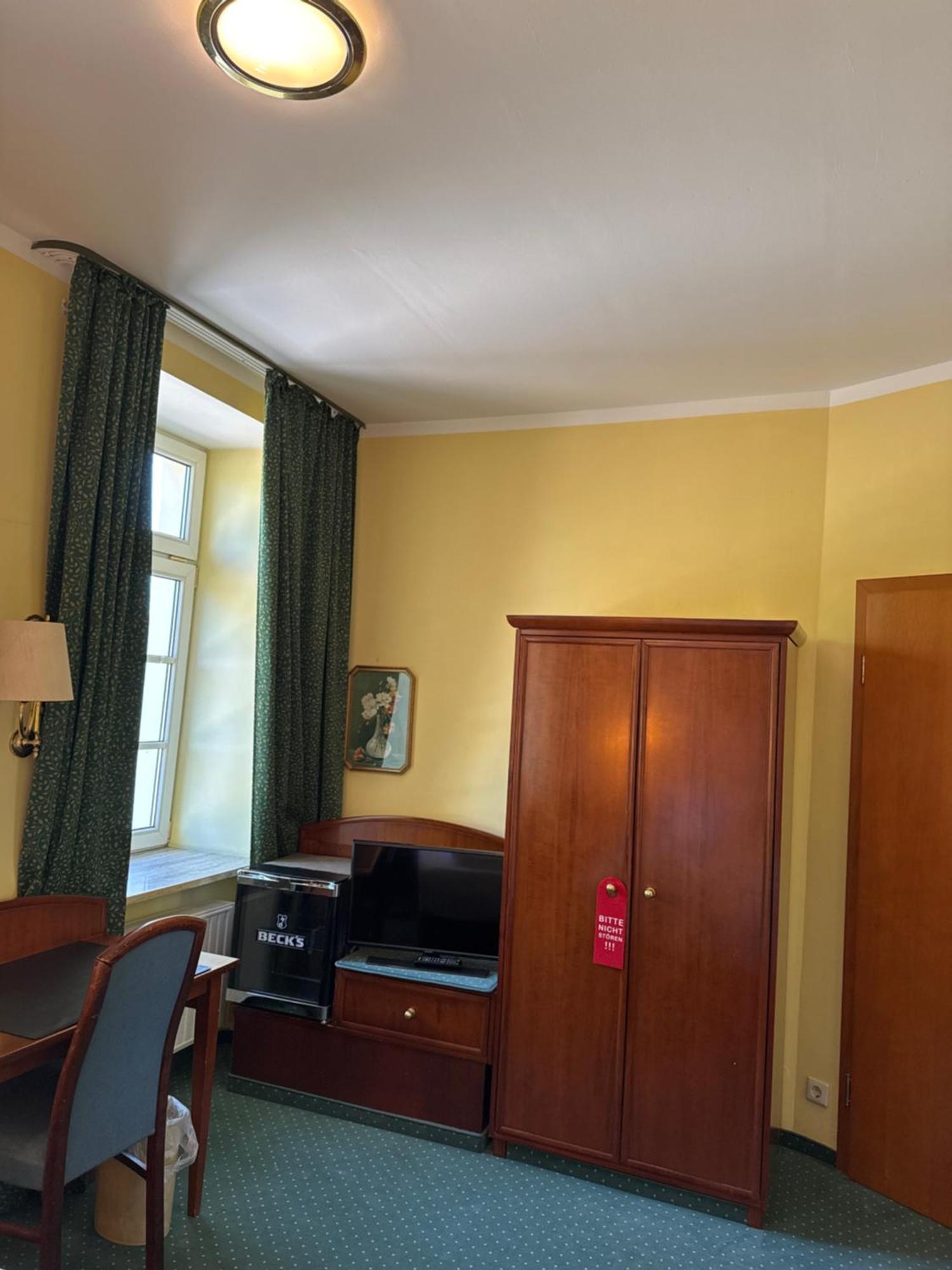Hotel Am Schloss - Frankfurt An Der Oder エクステリア 写真