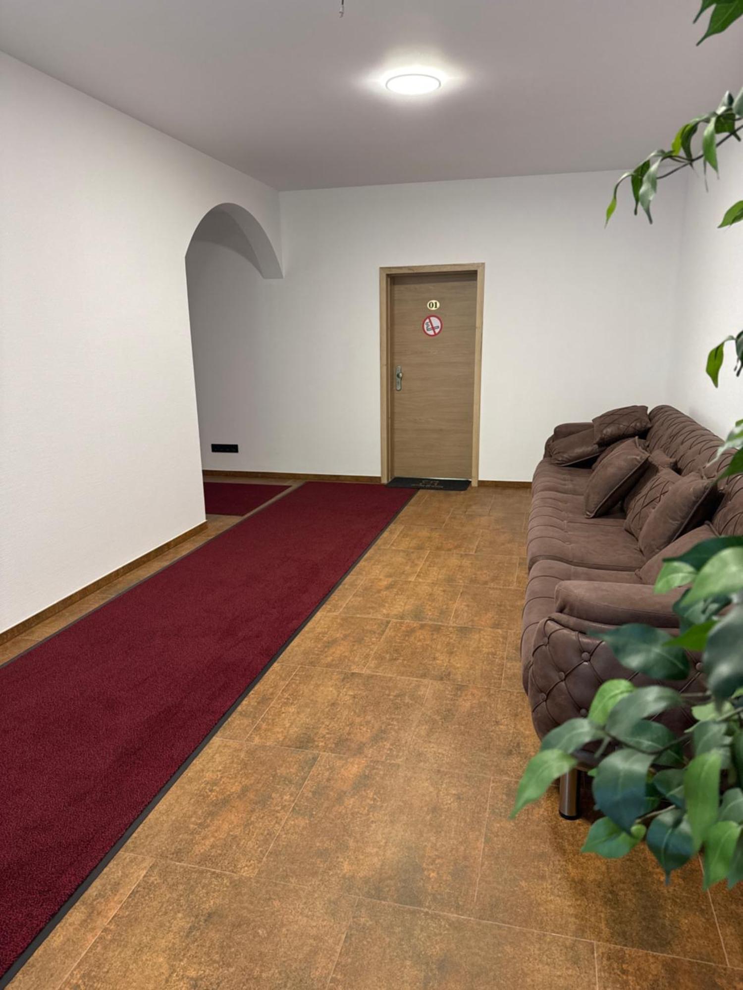Hotel Am Schloss - Frankfurt An Der Oder エクステリア 写真