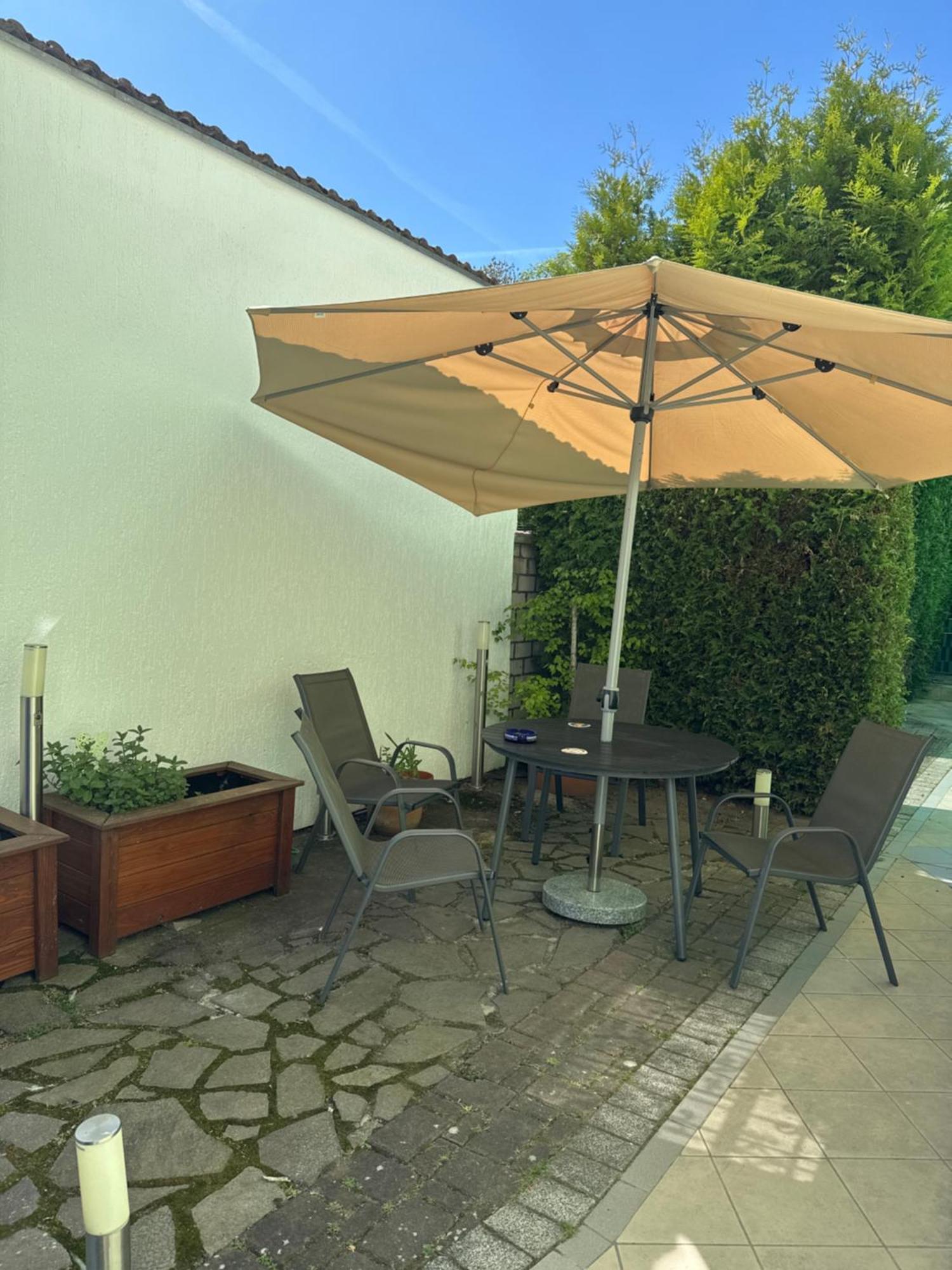 Hotel Am Schloss - Frankfurt An Der Oder エクステリア 写真